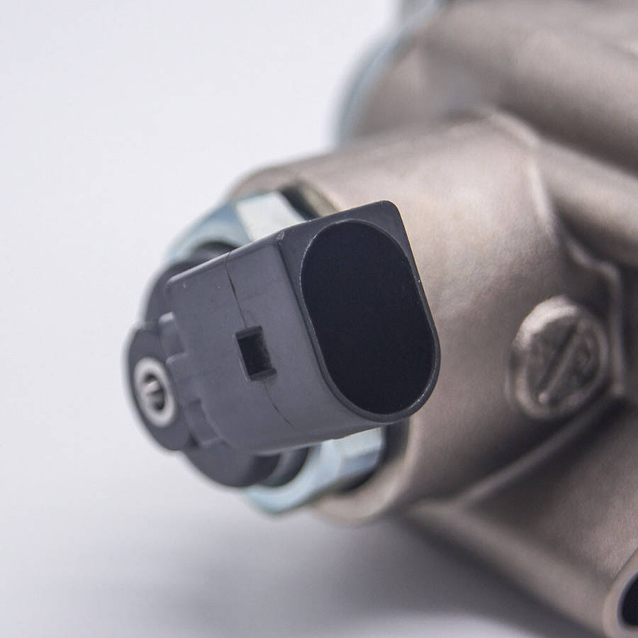 For AUDI VW A3 A4 2.0T FSI BPY High Pressure Fuel Pump 06F127025M 06F127025K