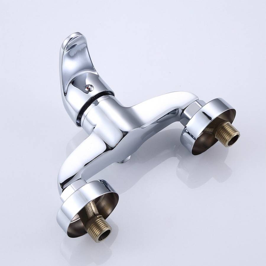 1X Polished Chrome Finish Wall Mounted Bathtub Shower Tap Mixer Faucet