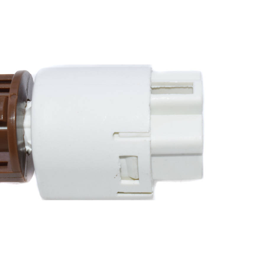 New For Toyota Avalon Camry Sienna Rav4 Highlander Brake Light Switch 8434009070