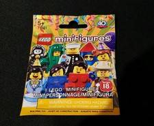 Lego series 18 policeman Collectible Minifigure Rare 40 year edition NEW in bag 