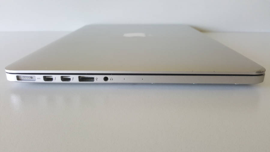 2015 MacBook Pro 13" | 128GB SSD | 8GB RAM | macOS 15 Sequoia (Free Shipping)