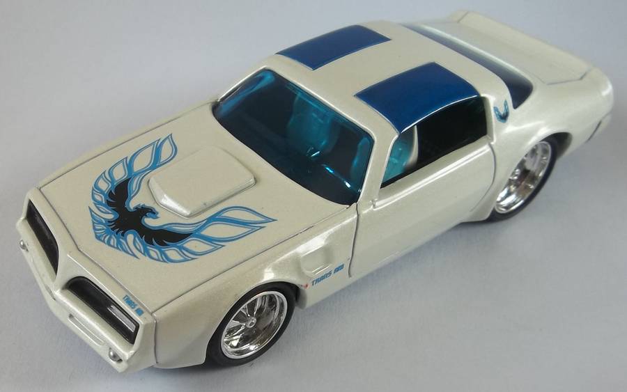 Hot Wheels 1/43 LARGER 1978 Pontiac Trans Am RUBBER TYRES  Detailed Interior Hotwheels MATCHBOX