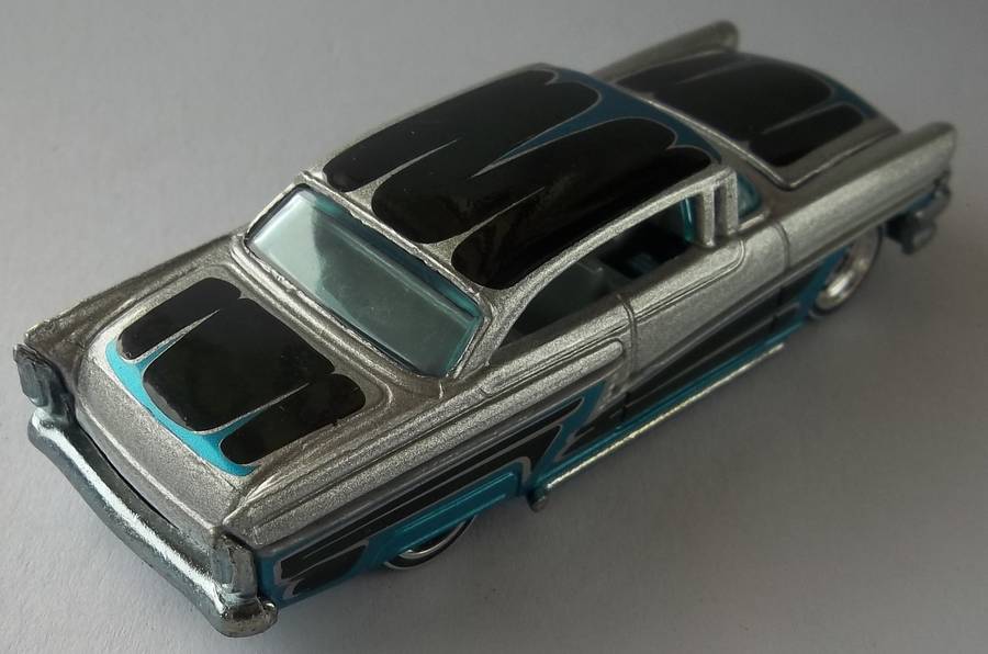 Hot Wheels 1956 Mercury HOTWHEELS REAL RIDERS FULL METAL OPENING BONNET Matchbox scale