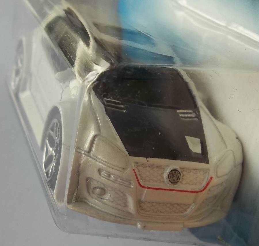 Hot Wheels Volkswagen Golf GTi Like Matchbox Scale HOTWHEELS 2007 Boxed model