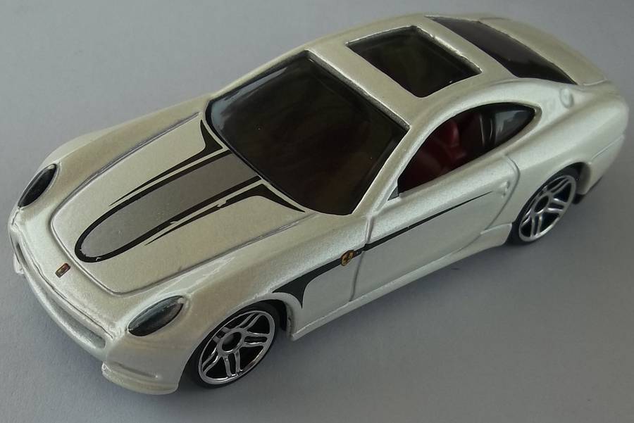FERRARI 612 Scaglietti (White) Hot Wheels HOTWHEELS Like Matchbox Model Car