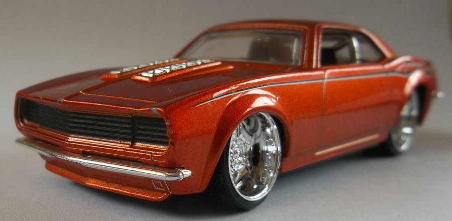 Hot Wheels 1/43 LARGER 1968 Camaro RUBBER TYRES  Detailed Interior Hotwheels MATCHBOX