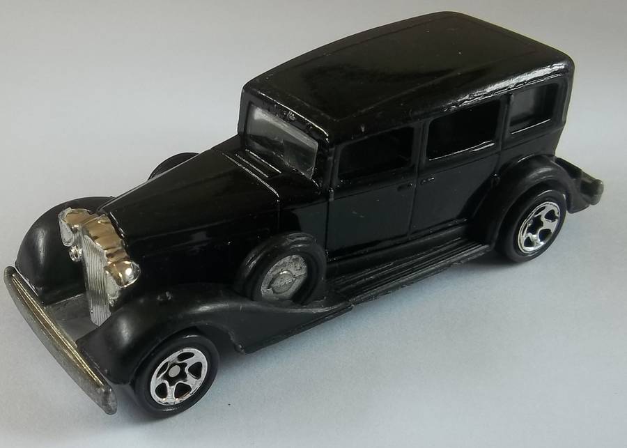 Hot Wheels Collection of 10 Cars MUSCLE CARS Similar scale Matchbox HOTWHEELS
