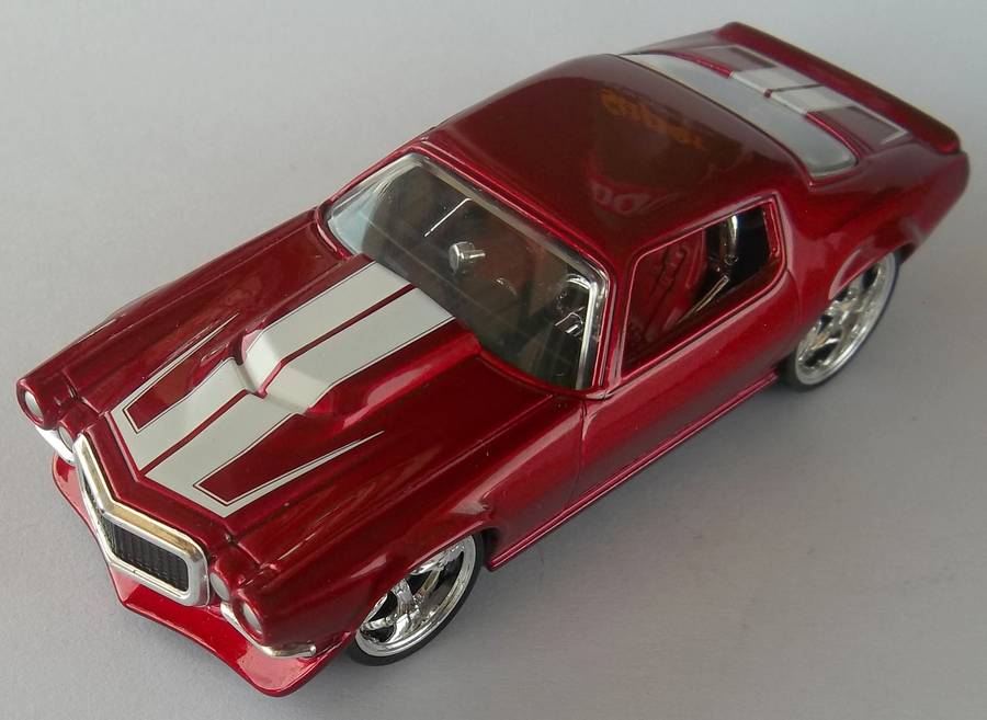 Hot Wheels 1/43 LARGER 1970 Chevrolet Camaro RUBBER TYRES  Detailed Interior Hotwheels MATCHBOX