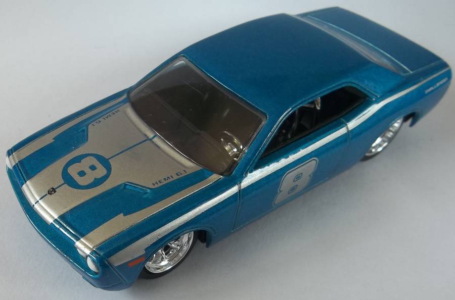 Hot Wheels 1/43 LARGER Scale Challenger Concept RUBBER TYRES Detail Interior Hotwheels MATCHBOX