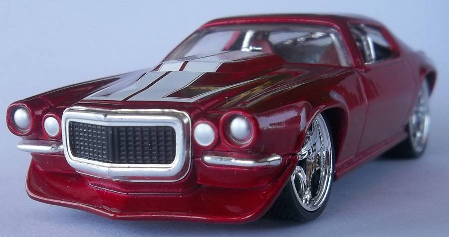 Hot Wheels 1/43 LARGER 1970 Chevrolet Camaro RUBBER TYRES  Detailed Interior Hotwheels MATCHBOX