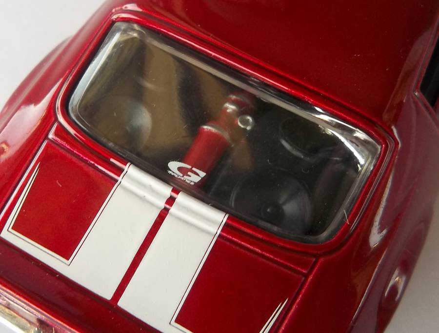 Hot Wheels 1/43 LARGER 1970 Chevrolet Camaro RUBBER TYRES  Detailed Interior Hotwheels MATCHBOX