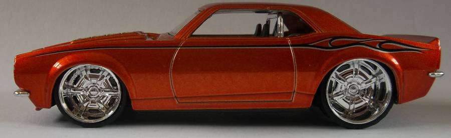 Hot Wheels 1/43 LARGER 1968 Camaro RUBBER TYRES  Detailed Interior Hotwheels MATCHBOX