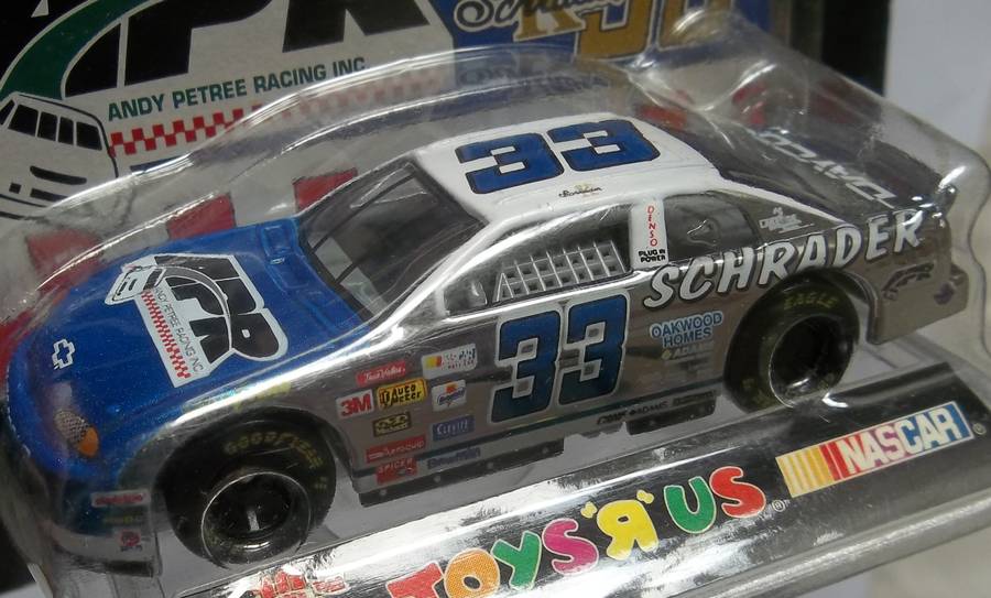 Racing Champions Chevrolet Monte Carlo TOYS R US LIMITED HOTWHEELS MATCHBOX SCALE Made in 1999