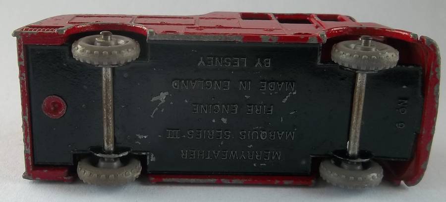 MATCHBOX Lesney 1-75 Series Regular Wheels MOKO  #9 Merryweather Marquis Series III Fire Engine GREY