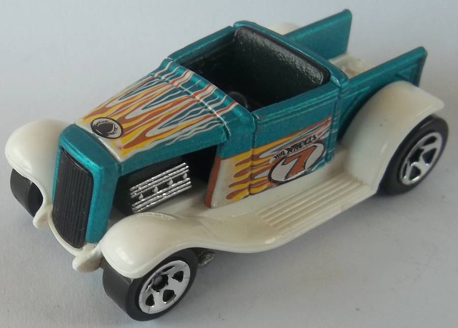 Hot Wheels Hooligan made in 2000 Matchbox scale Model Car HOTWHEELS