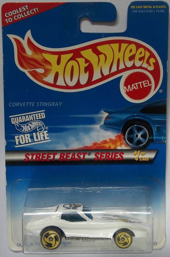 Hot Wheels Street Beast Series Corvette Stingray 1996 Metal Base ( Matchbox Scale ) HOTWHEELS