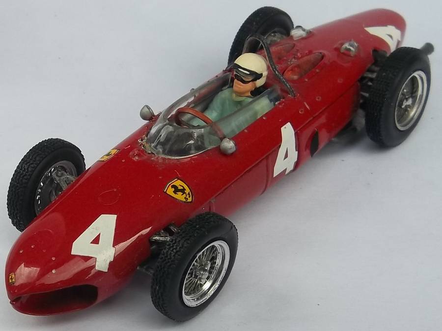 Quartzo Ferrari 156 F-1 Racing Car 1/43 Scale made in Portugal Similar scale to Dinky