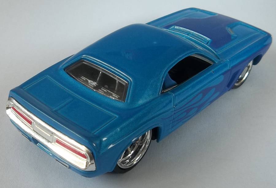 Hot Wheels 1/43 LARGER Scale 1971 Challenger RUBBER TYRES + TREAD Detail Interior 6 photos Hotwheels