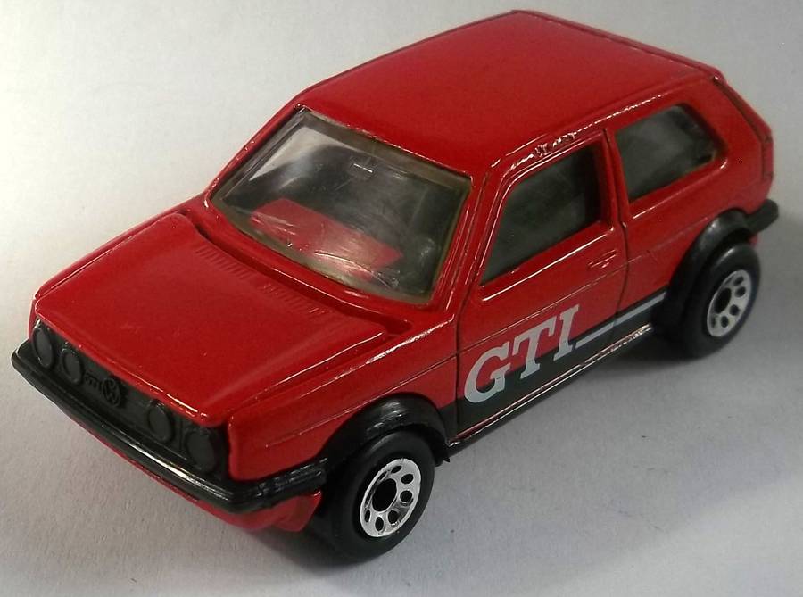MATCHBOX Lesney Superfast Volkswagen Golf GTi Made in Macau 1985 Vintage Car