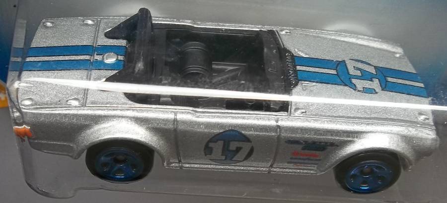 Hot Wheels Triumph TR6 2009 HOTWHEELS Like Matchbox SEALED