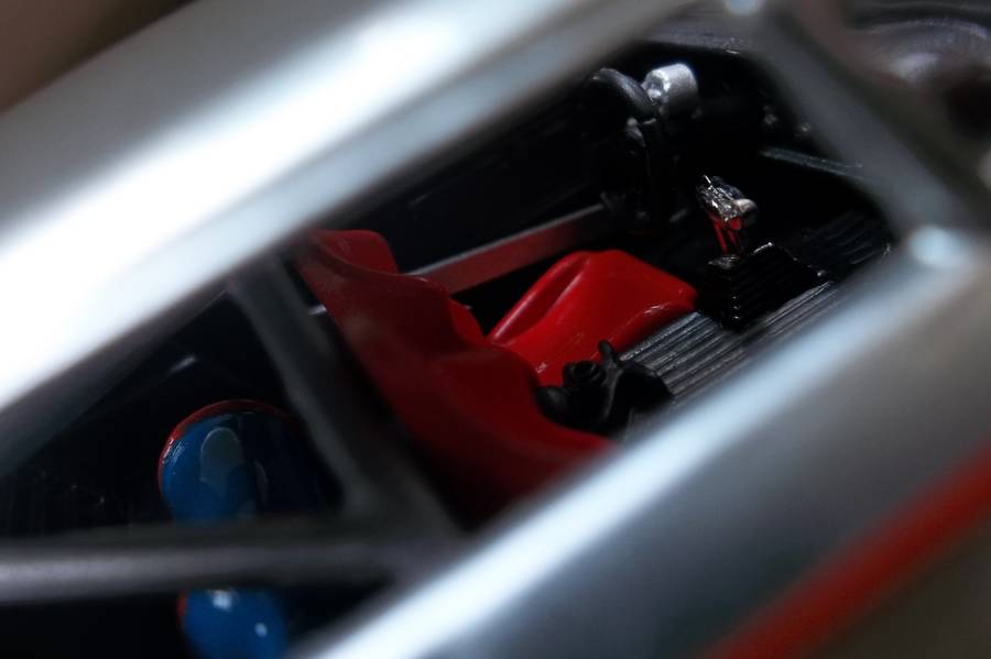 Hot Wheels 1/43 LARGER Scale Pontiac GTO NITROUS RUBBER TYRES  Detail Interior Hotwheels MATCHBOX