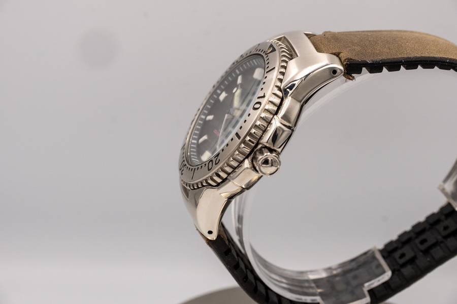 Seiko SKXA49 `Black Knight`