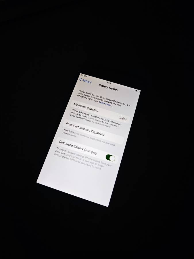 iPhone 7 128GB Black - REFURBISHED