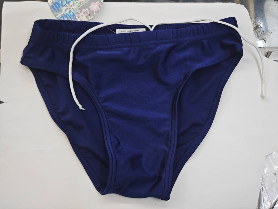 BOYS SWIMMING SPEEDOS NAVY