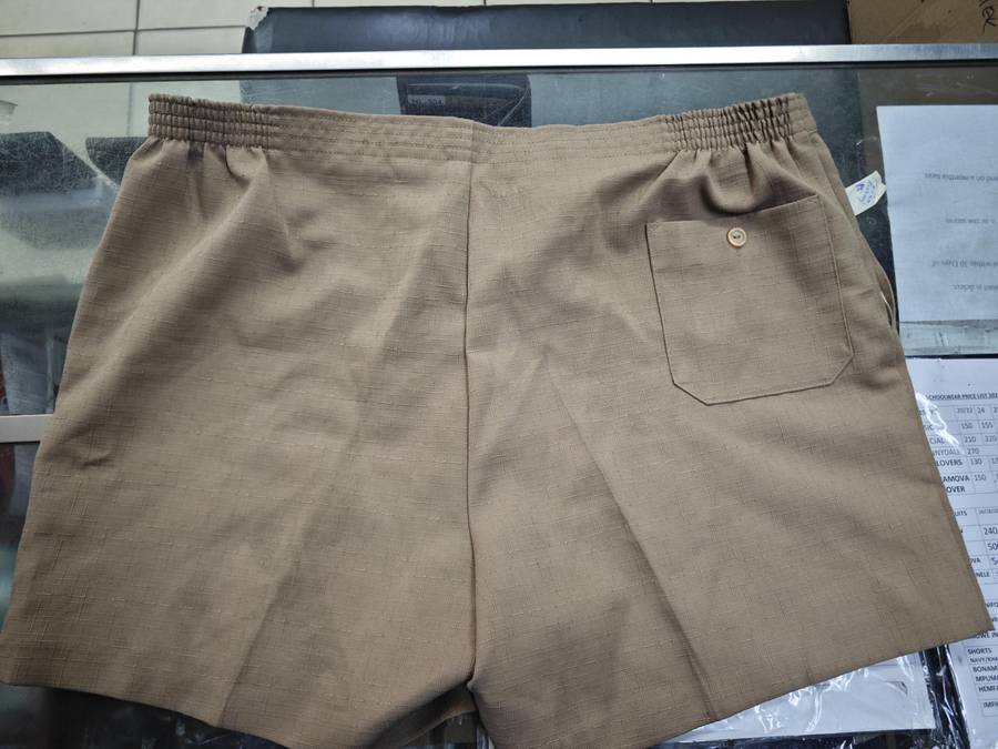 SAFARI SHORTS TAN SIZE 46