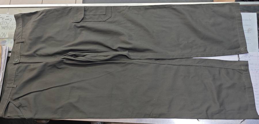 JONSSON COTTON TROUSER (SIZE 44)