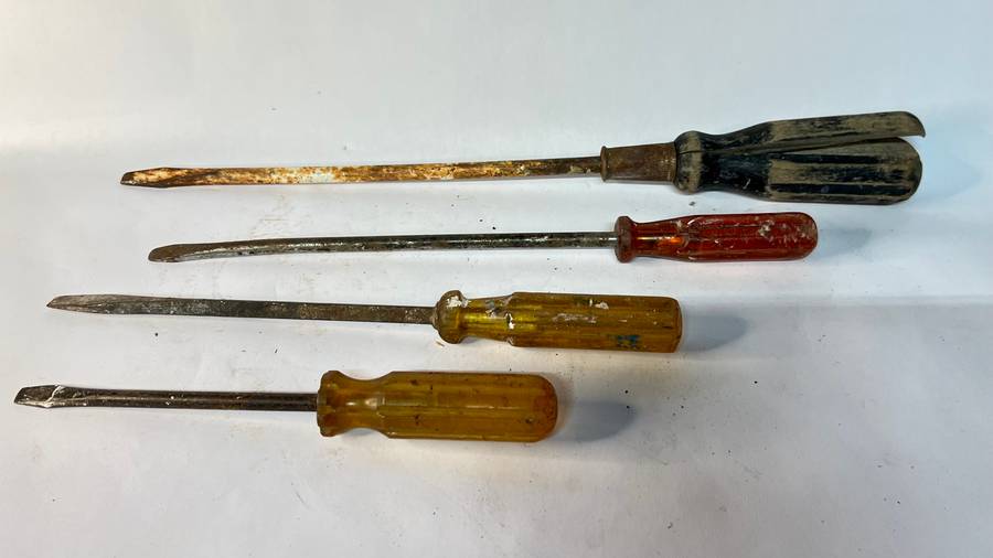 Old screwdrivers