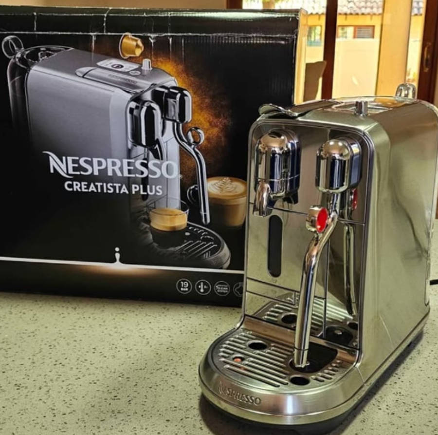 Nespresso Creatista Plus | Fully refurbished by Nespresso with Warranty