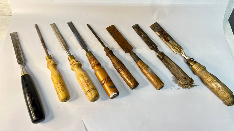 8 chisels