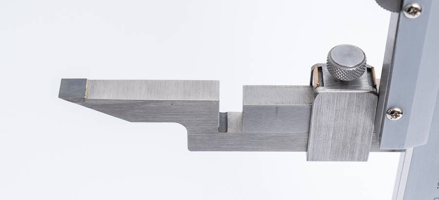 Mitutoyo No. 508-210 450mm 0.02mm Vernier Height Gauge *MINT IN THE BOX*