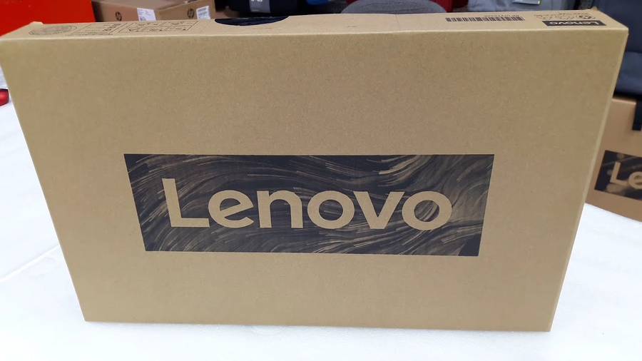 **BARGAIN BUY** DEMO LENOVO IDEAPAD 3, HUGE 8GB RAM, BLAZING 256GB SSD -GRAB IT@ JUST R3499!