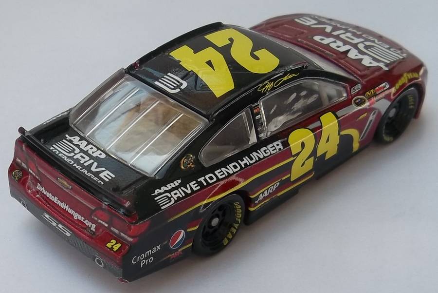 Lionel Models 2013 Chevrolet SS NASCAR 1/64 Scale Similar to Matchbox