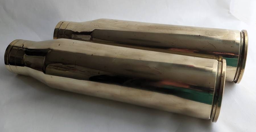1 Set of  2 off Brass Shell - Caliber 60 mm   - 1 with a primer and 1 without