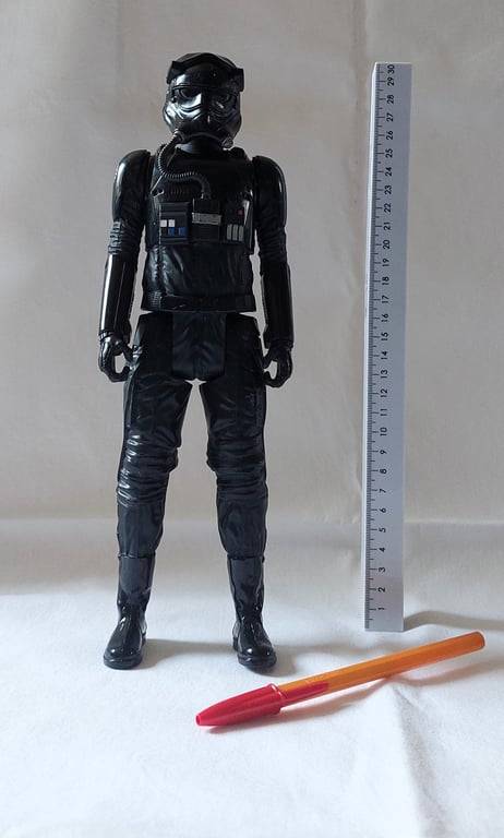 Star Wars - The Force Awakens (2015) - Titan Hero Series (Target Exclusive)- Hasbro 12-inch Figur...