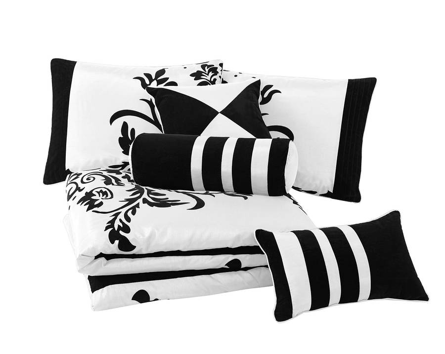 3-Piece White with Black Floral Flocking duvet Set, Queen
