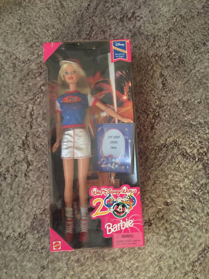 Walt Disney World 2000 Blonde Barbie