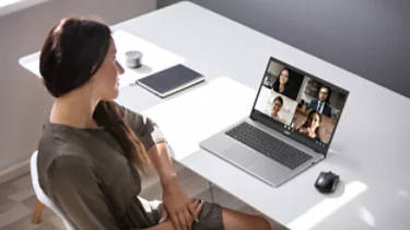 acer-laptop-extensa-15-gummyex-rth-enhanced-video-conferencing