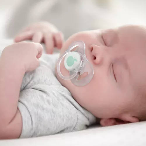 9 out of 10 babies accept our pacifiers*