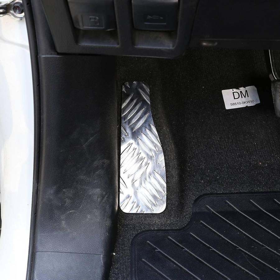 Car Aluminum Alloy Foot Rest Pedal Pad Cover Trim Car Styling