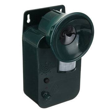 5000sqft 9V DC Ultra sonic Cordless Pest Animal Repeller Outdoor Safely Repel Various Animal