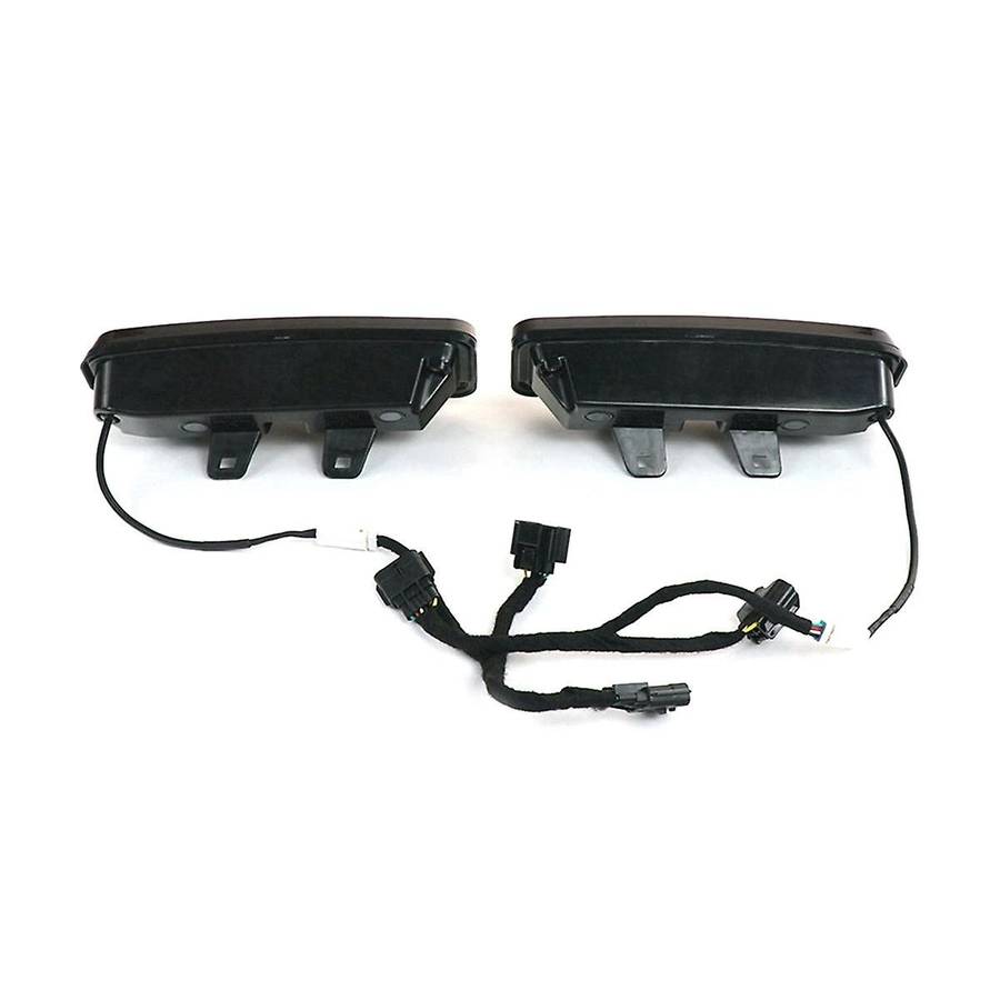 1 Pair Car LED Rear Bumper Light Reflector Tail Brake Stop Lamp Turn Signal Light for 2020-2023