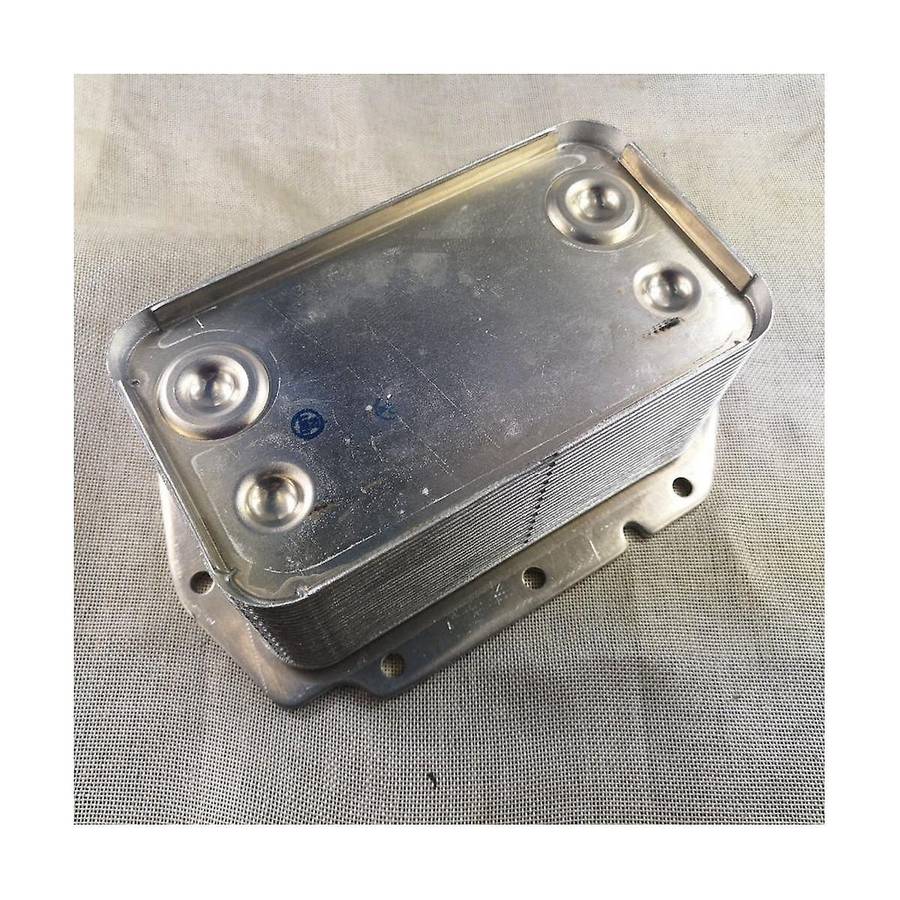 Engine for Navistar Oil Radiator Assembly 1842418C3 39608160 396081600 1842530C93