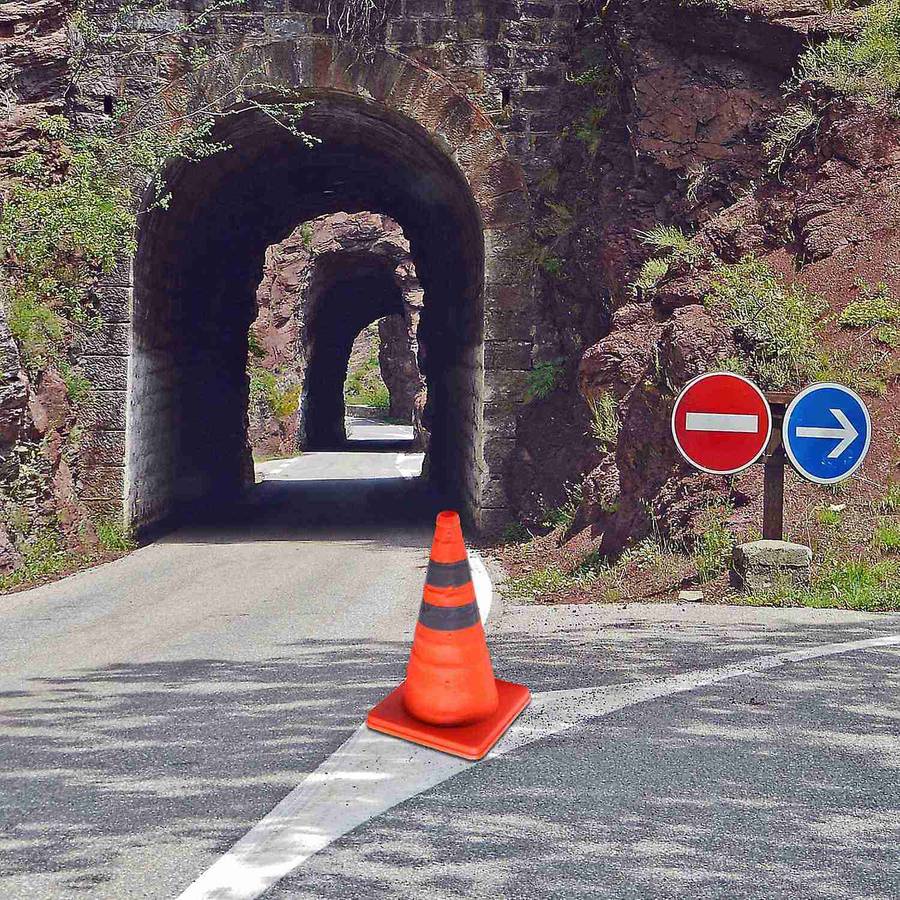 Reflective Cone 40cm Warning Retractable Convenient Storage