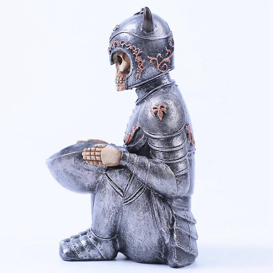 Resin Craft Skull Statue and Viking Helmet Skull Statue Decoration