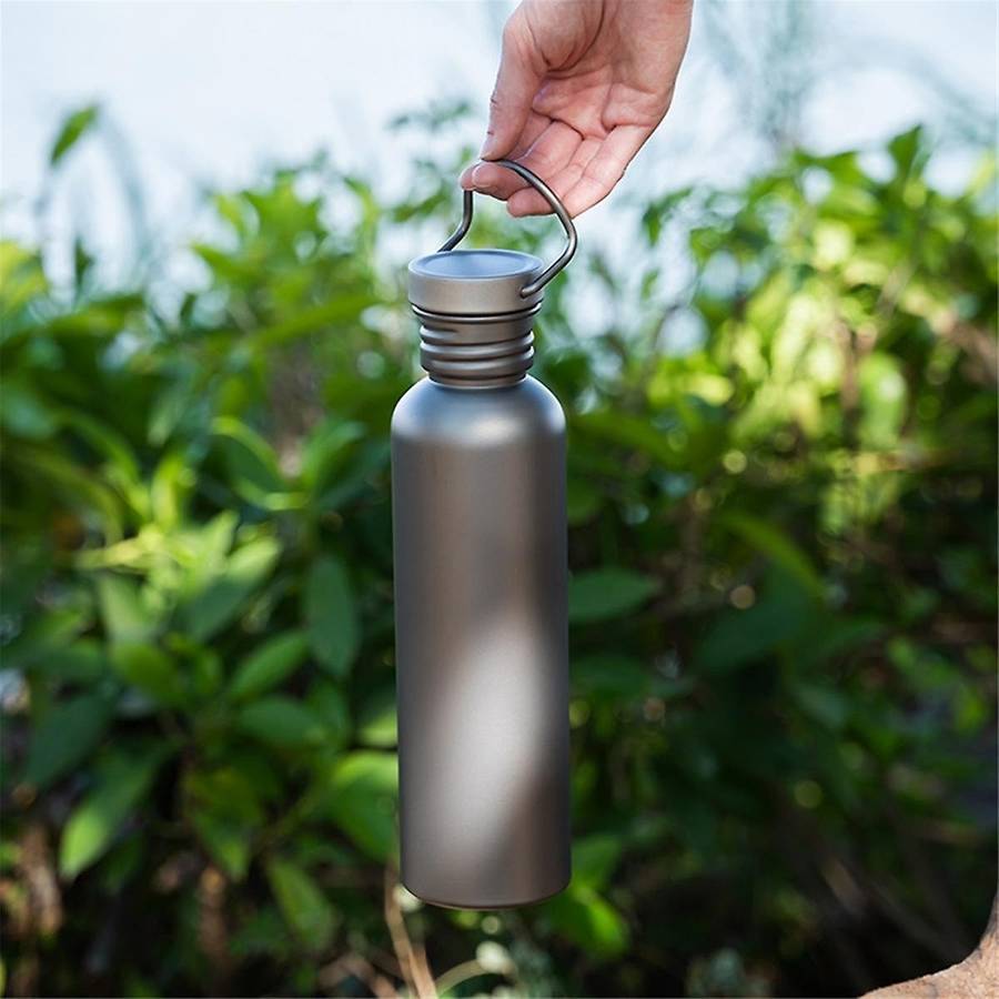 750ml Titanium Water Bottle Outdoor Camping Supplies Tourism Sports Cycling Hiking Camping Water Bot