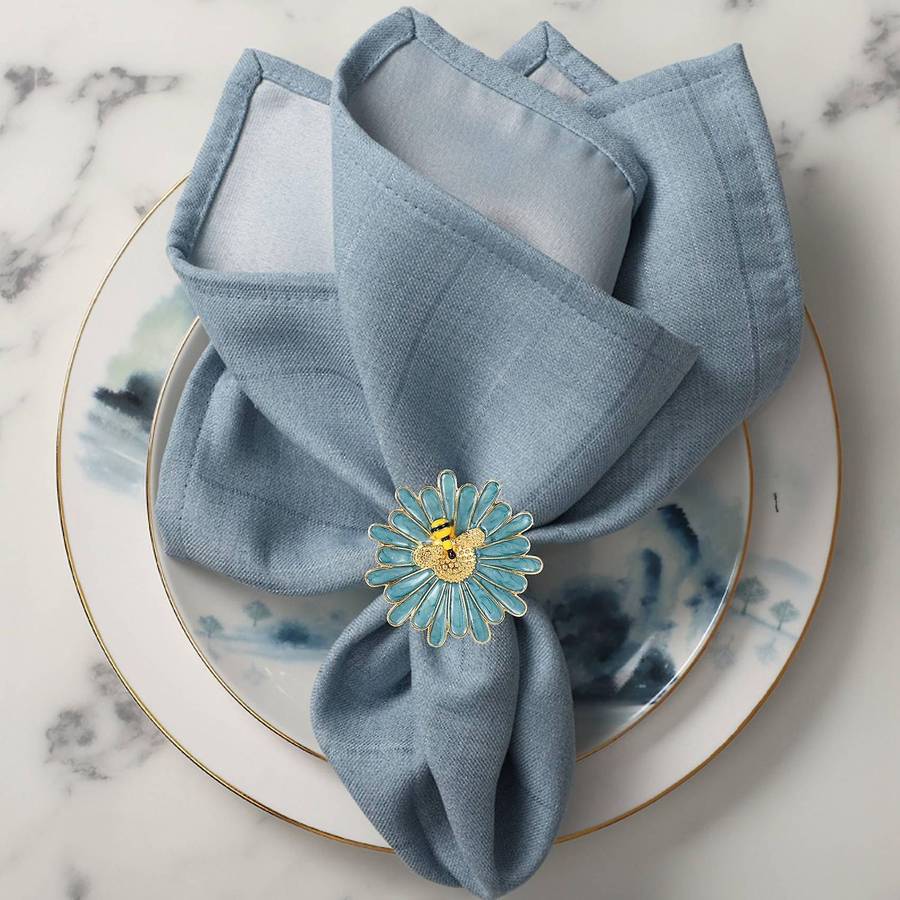Napkin Ring 4 Piece Set, Exquisite and Cute Little Bee Napkin Holder Ring Table Decoration